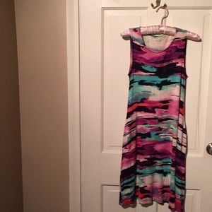 Adorable Apt. 9 sleeveless dress with pockets!